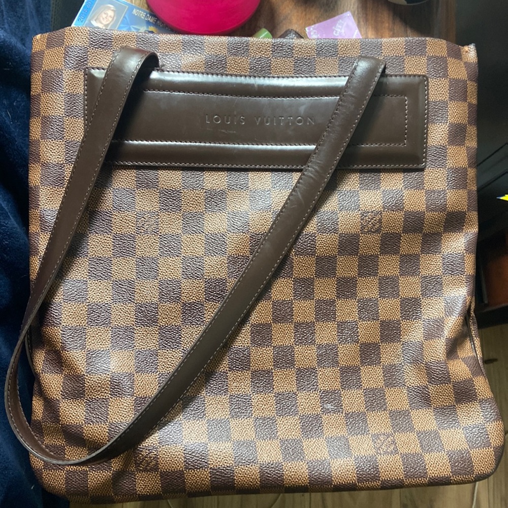 Louis Vuitton Tote bag